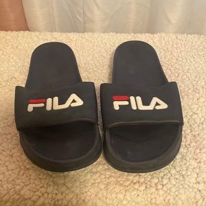 Fila Slides